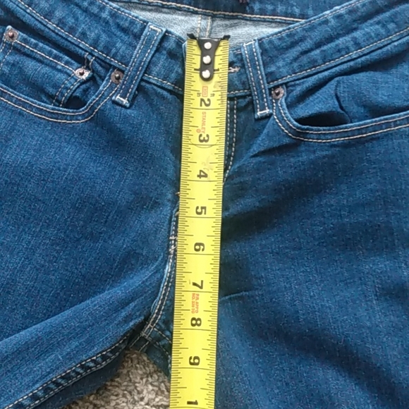 Size 5 Levi's superlow boot cut new without tags - Picture 9 of 9